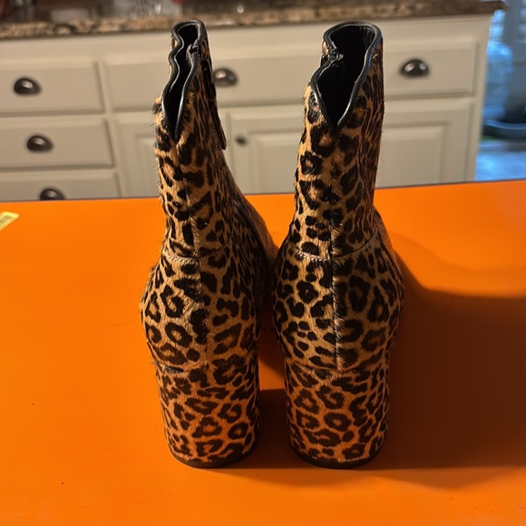 COLE HAAN real cow hide boots size 10 - Picture 3 of 5